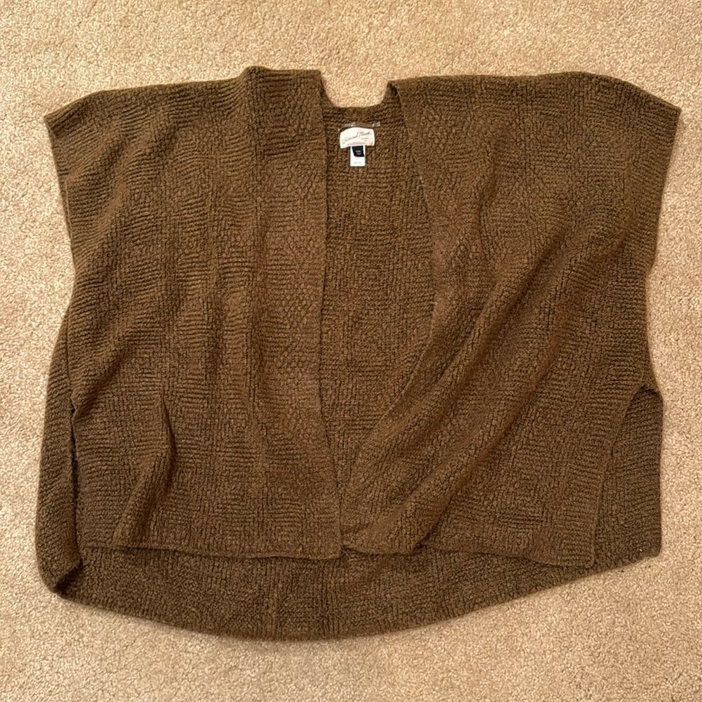Universal Thread Women’s short sleeve cardigan - one size fits most